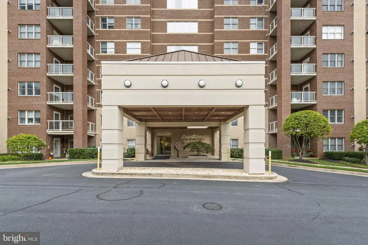 12240 Roundwood Rd #408, Lutherville Timonium, MD 21093 - Image #1