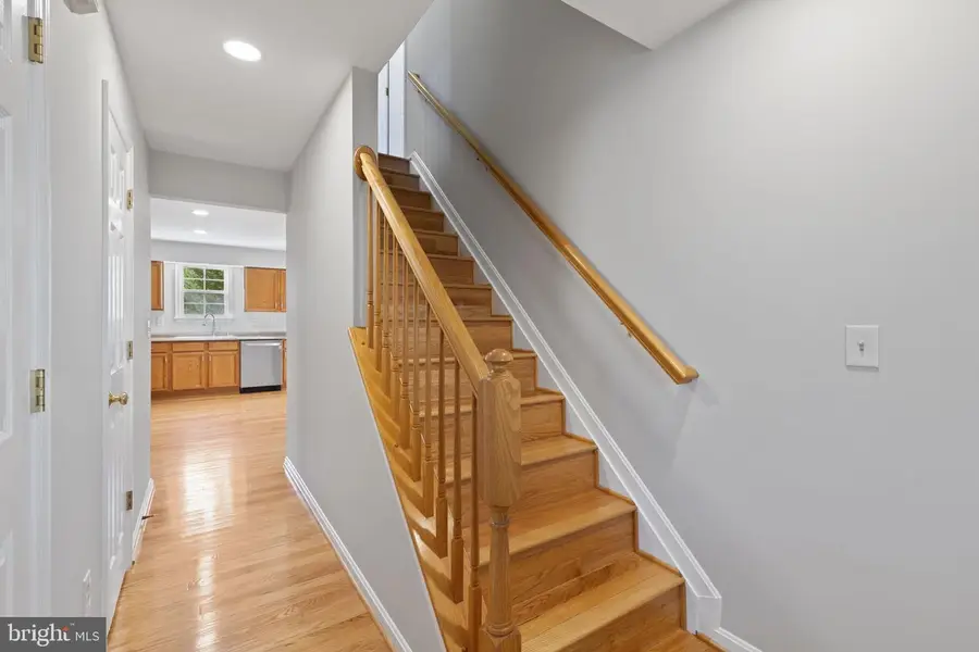 8912 Mayflower Rd, Baltimore, MD 21237 - Image #2