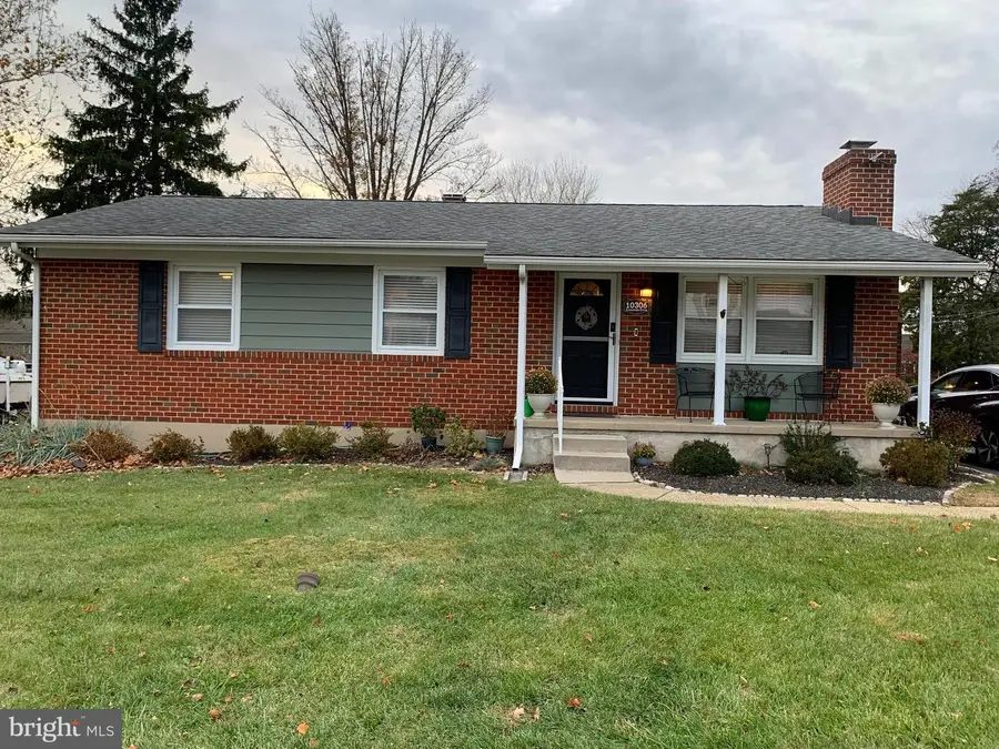 10306 Greenside Dr, Cockeysville, MD 21030 - Image #2