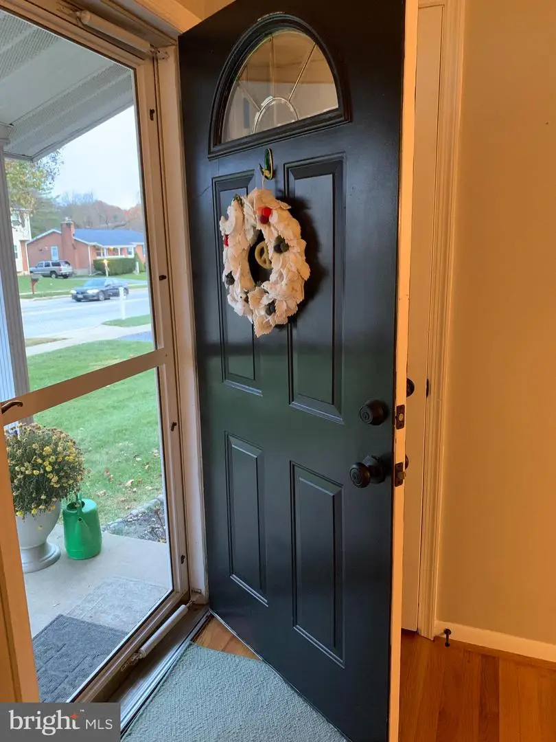 10306 Greenside Dr, Cockeysville, MD 21030 - Image #3