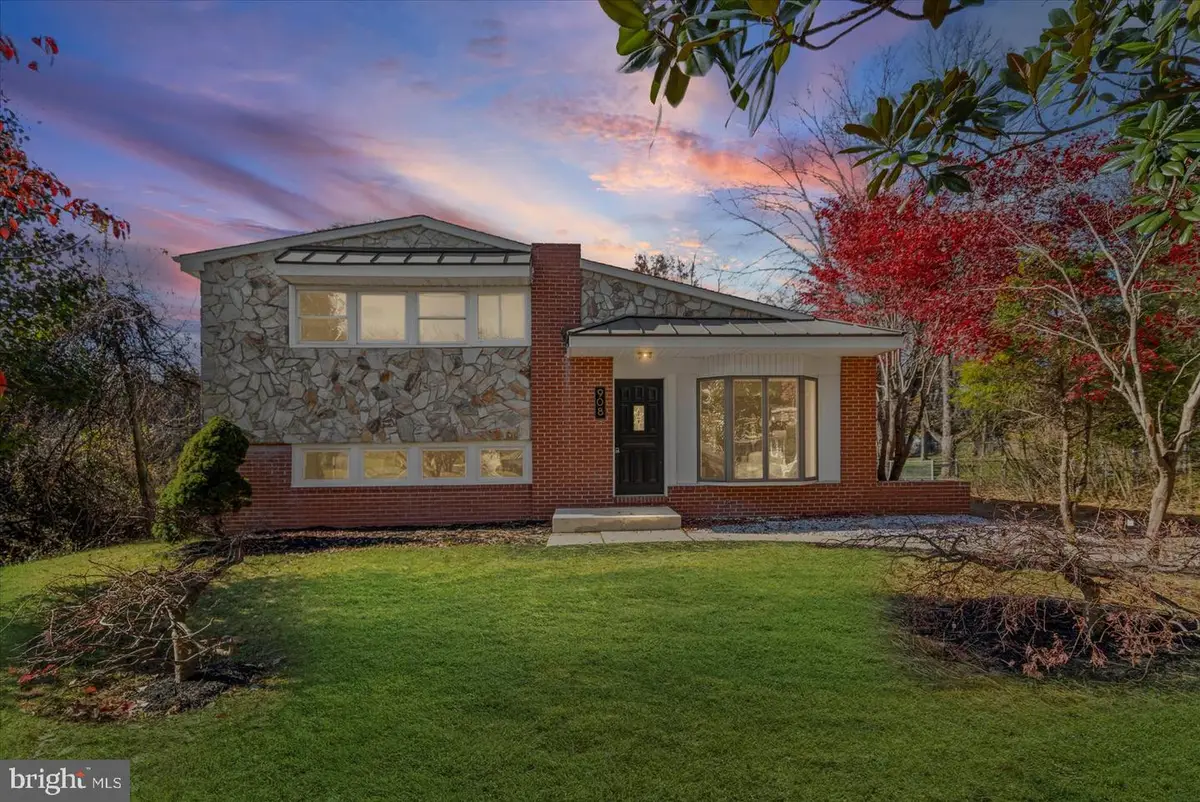 908 Scotts Hill Dr, Baltimore, MD 21208 - Image #1