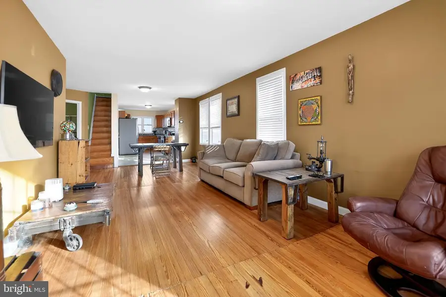 4304 Spencer St, Baltimore, MD 21227 - Image #2