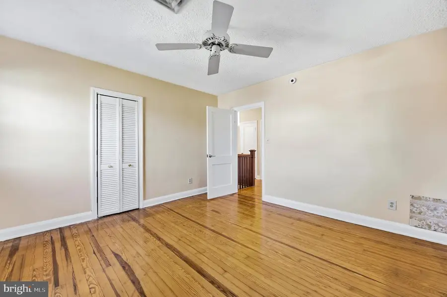13 Harrison Ave N, Middle River, MD 21220 - Image #3