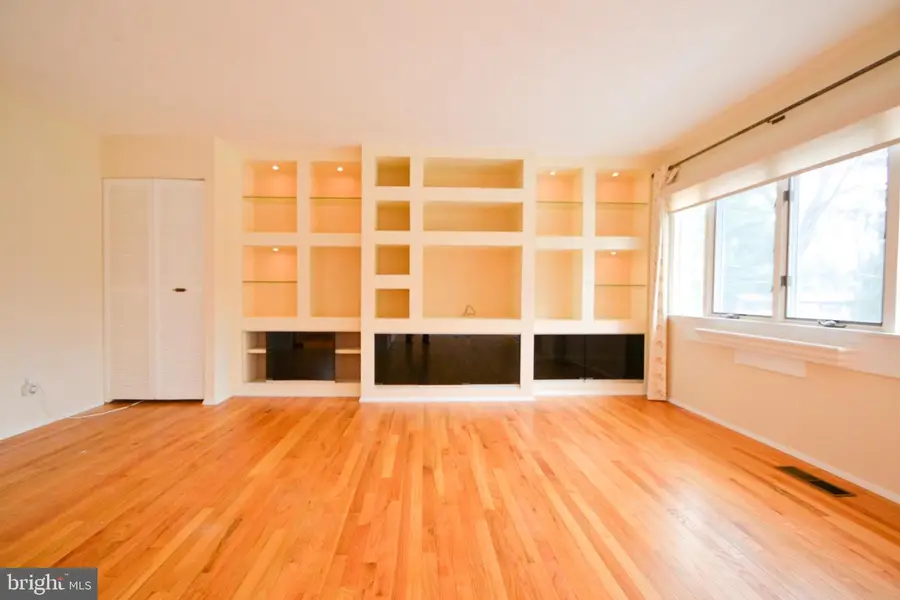 120 Lamport Rd, Reisterstown, MD 21136 - Image #3