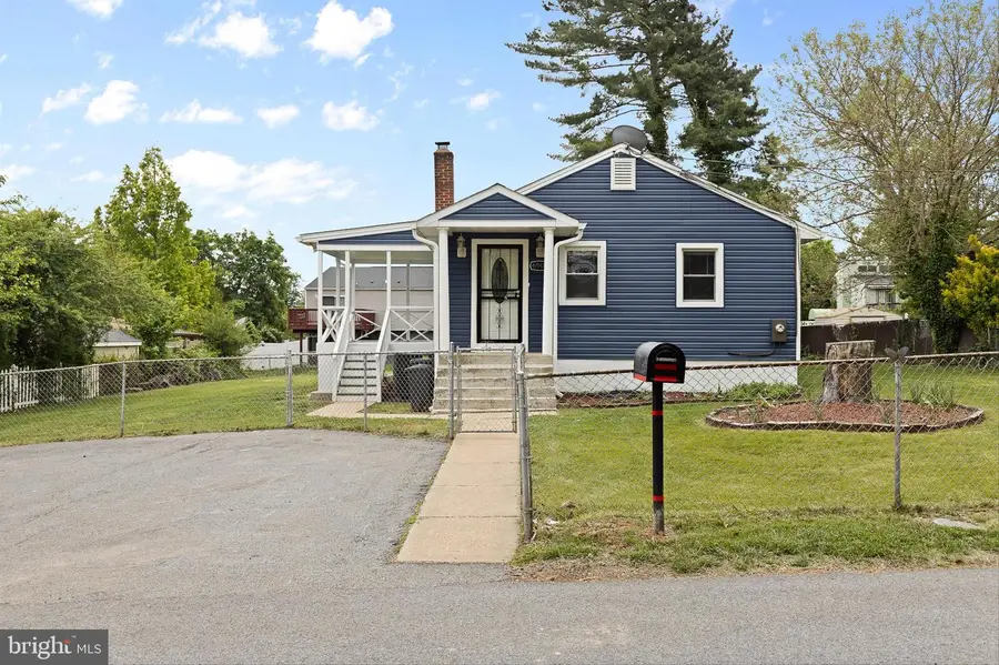 6907 Schissler Ave, Baltimore, MD 21207 - Image #2