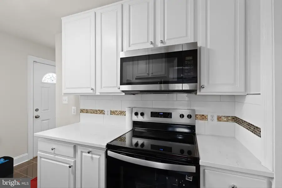 6907 Schissler Ave, Baltimore, MD 21207 - Image #3