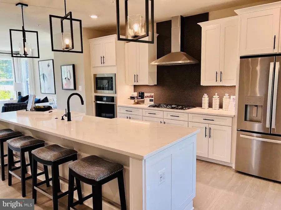 246 Hickory Hollow Ct, Cockeysville, MD 21030 - Image #2