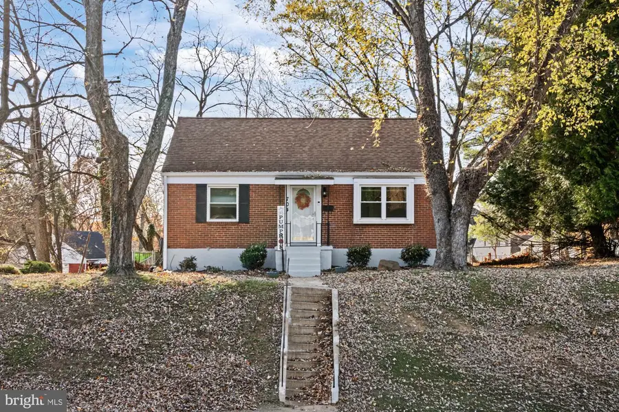 704 Cloudyfold Dr, Baltimore, MD 21208 - Image #2