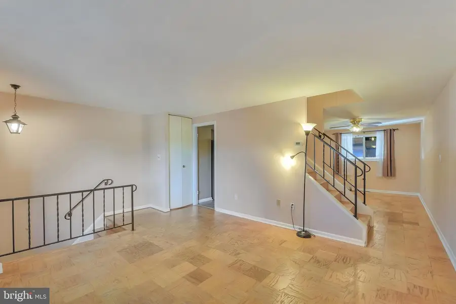 1029 Regina Dr, Baltimore, MD 21227 - Image #3