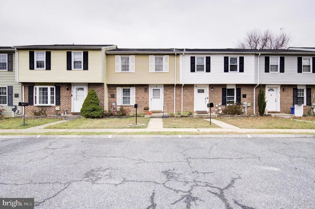 144 E Orange Ct, Parkville, MD 21234 - Image #1