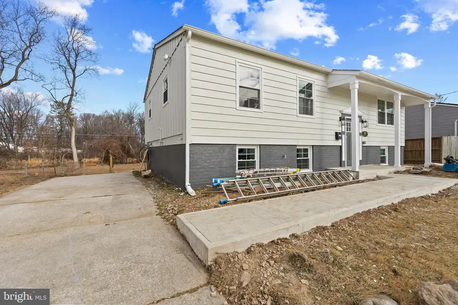 39 Greenview Ave, Reisterstown, MD 21136 - Image #3