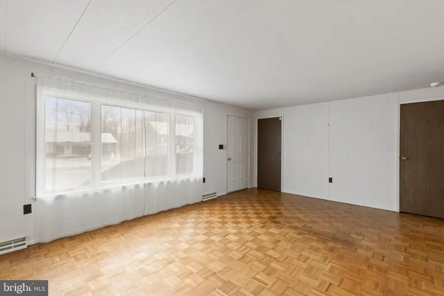 1409 Maple Ave, Baltimore, MD 21221 - Image #2