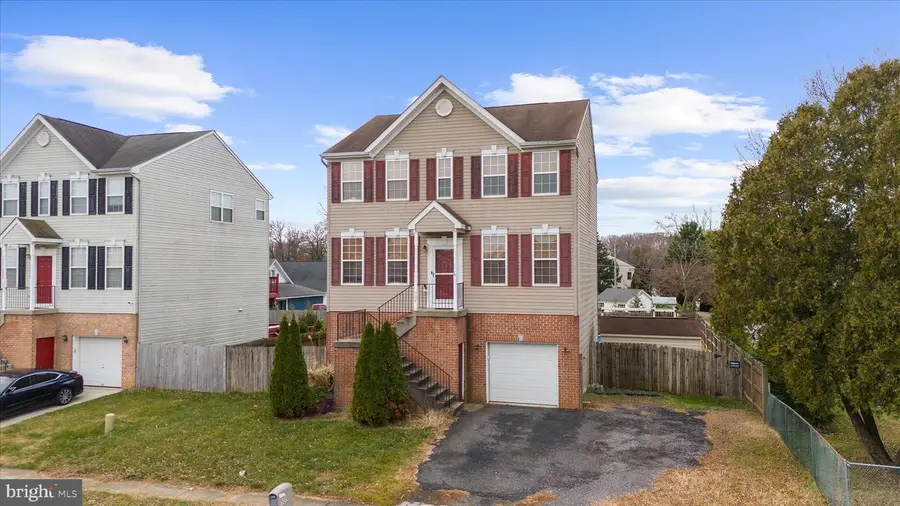 522 Grovethorn Rd, Middle River, MD 21220 - Image #3