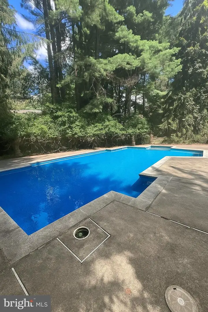 11704 Woodland Dr, Lutherville Timonium, MD 21093 - #3
