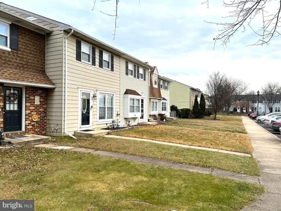 57 King Richard Ct #57, Baltimore, MD 21237 - Image #3