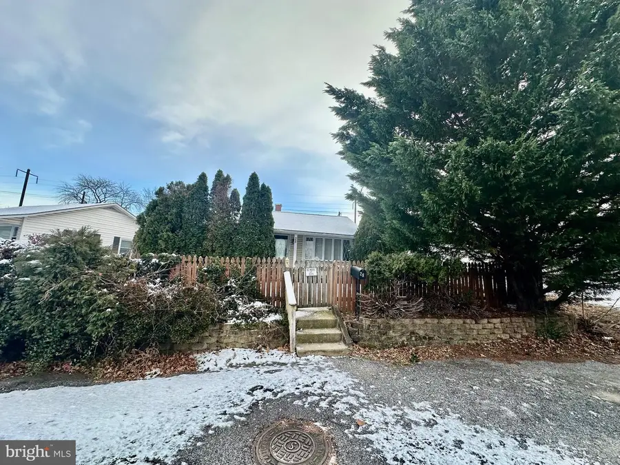 28 Right Wing Dr, Baltimore, MD 21220 - Image #2