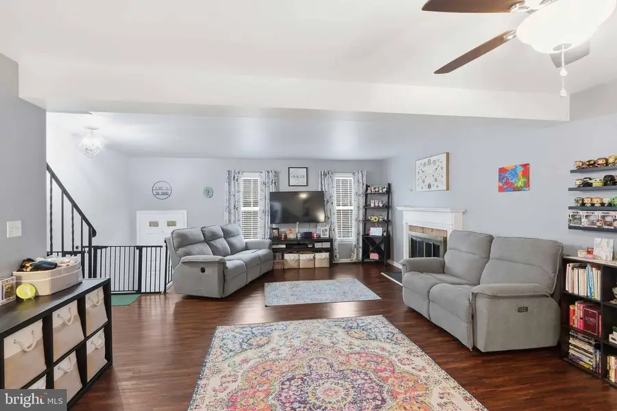 5729 Richardson Mews Sq, Arbutus, MD 21227 - #3