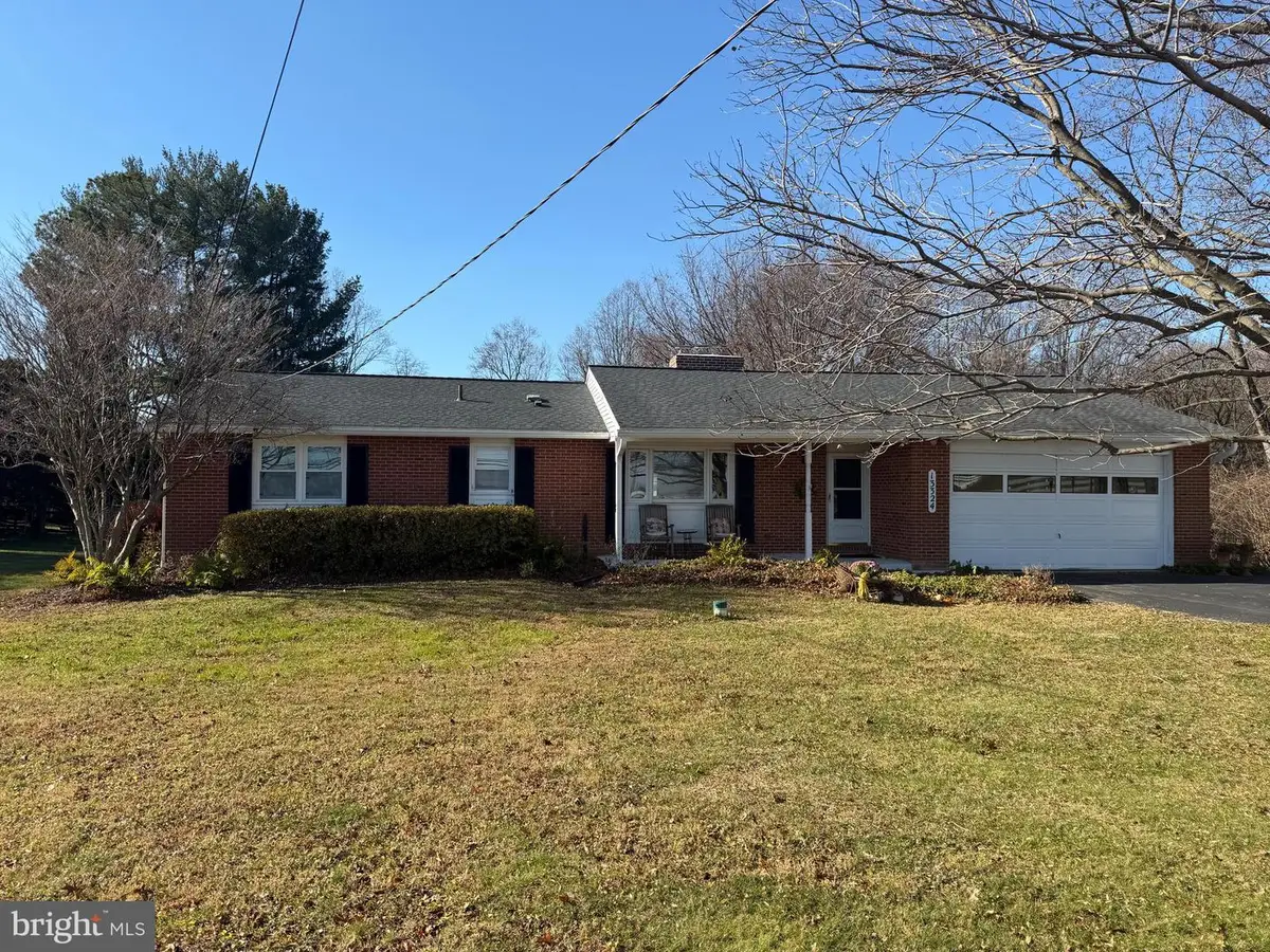 13324 Manor Rd, Baldwin, MD 21013 - Image #1