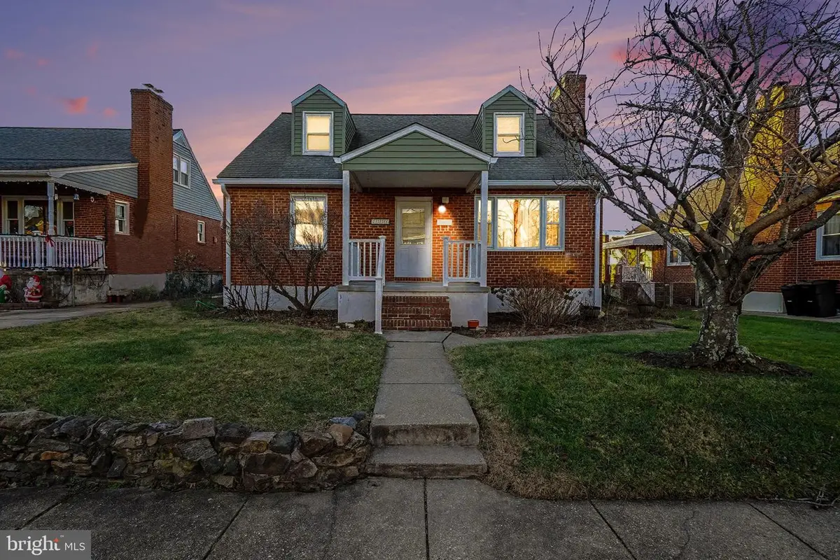 8224 Laurel Dr, Parkville, MD 21234 - Image #1