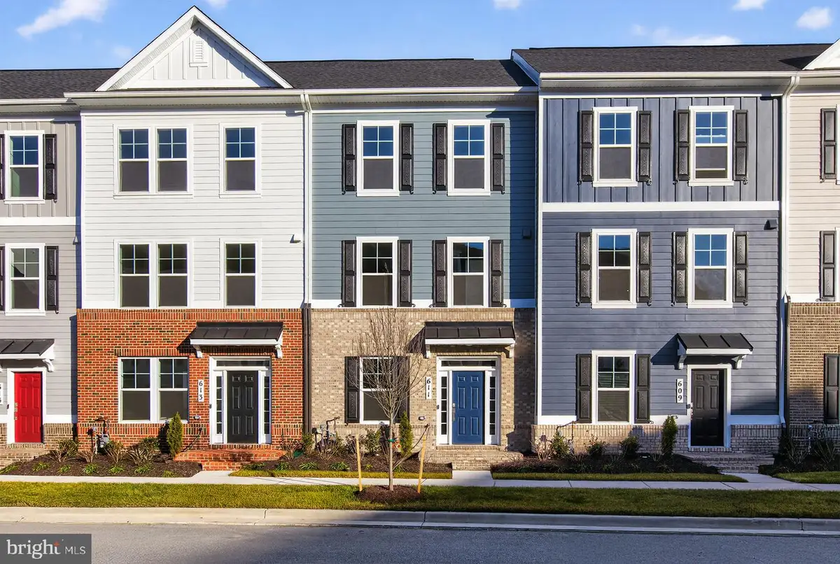 611 Barnehurst St, Middle River, MD 21220 - Image #1