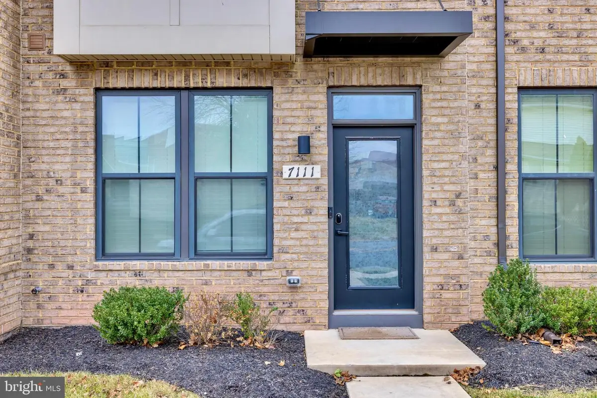 7111 Sollers Point Rd, Baltimore, MD 21222 - Image #1