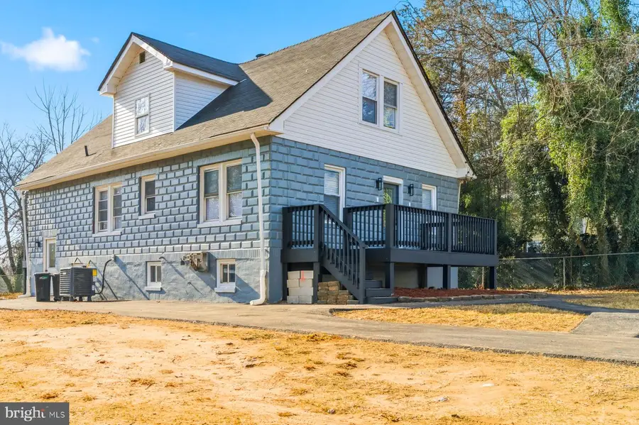 413 1st Ave, Baltimore, MD 21227 - Image #3