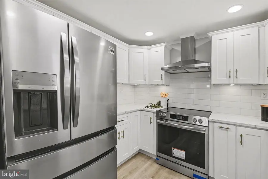 1009 Maple Rd, Essex, MD 21221 - Image #3