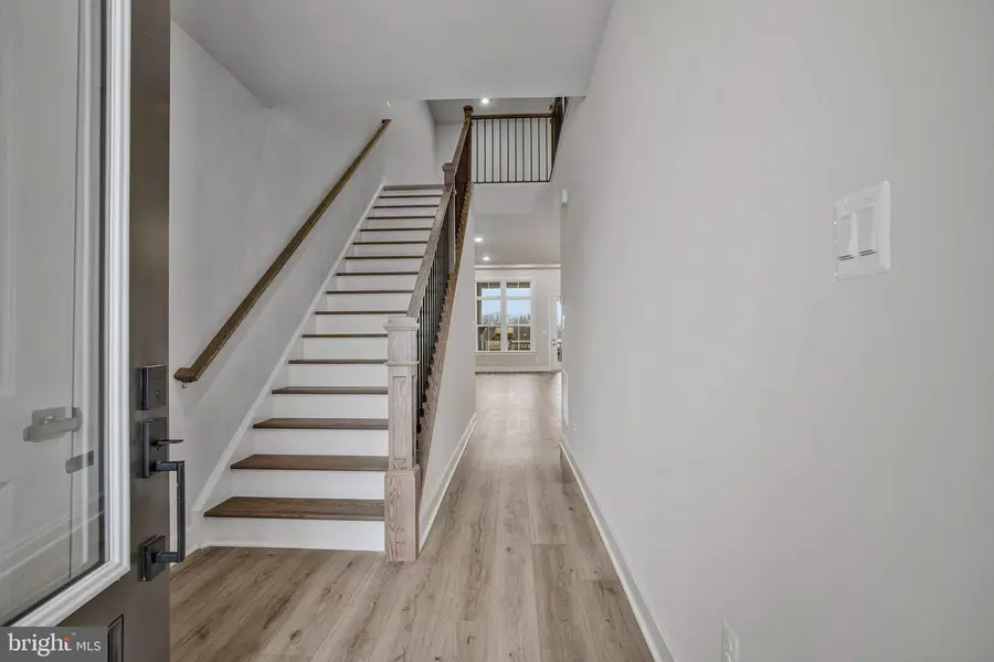 9564 Harvest Ln, Perry Hall, MD 21128 - Image #2