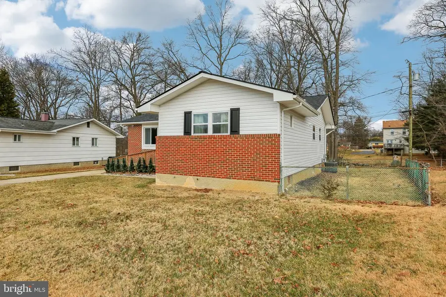 4761 Byron Rd, Baltimore, MD 21208 - Image #2