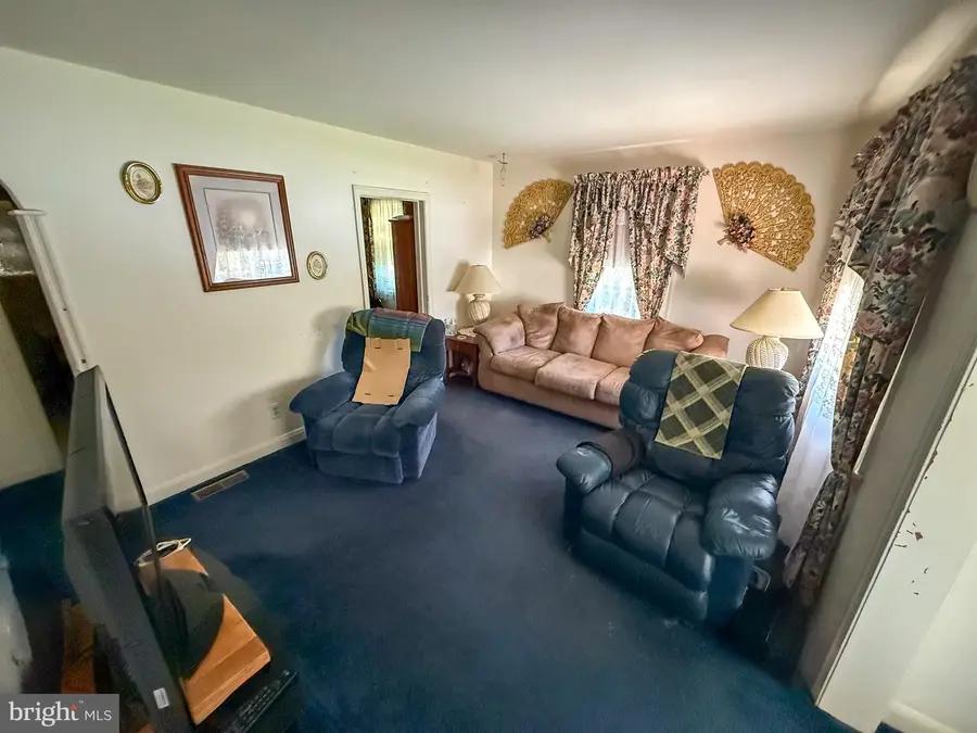 111 S Stuart St, Essex, MD 21221 - Image #2