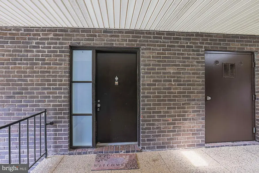 2 Stonehenge Cir #9, Pikesville, MD 21208 - Image #3