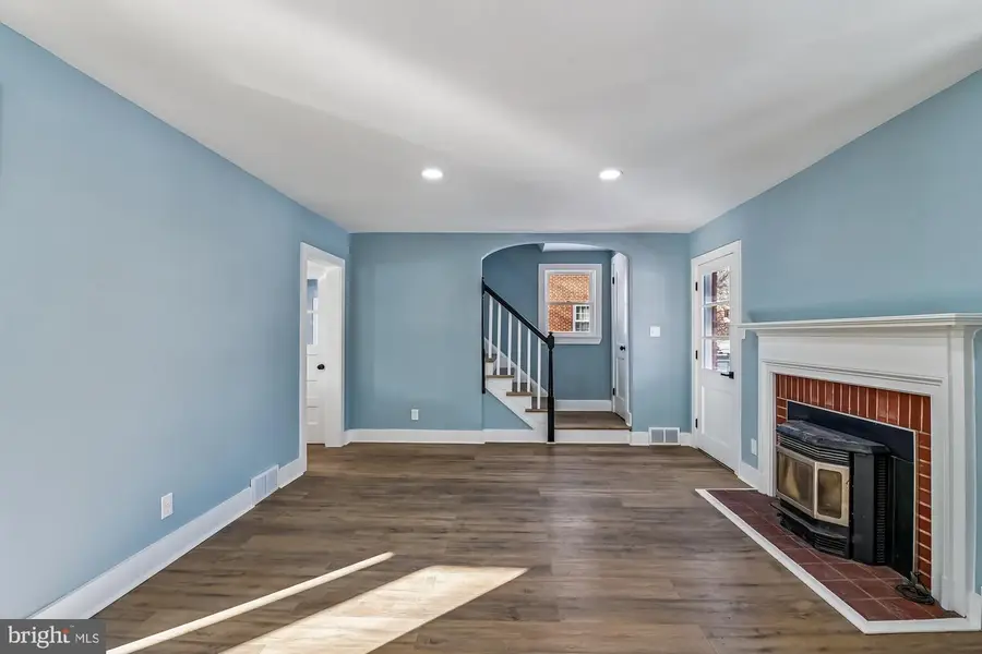 34 Dunmore Rd, Catonsville, MD 21228 - #3