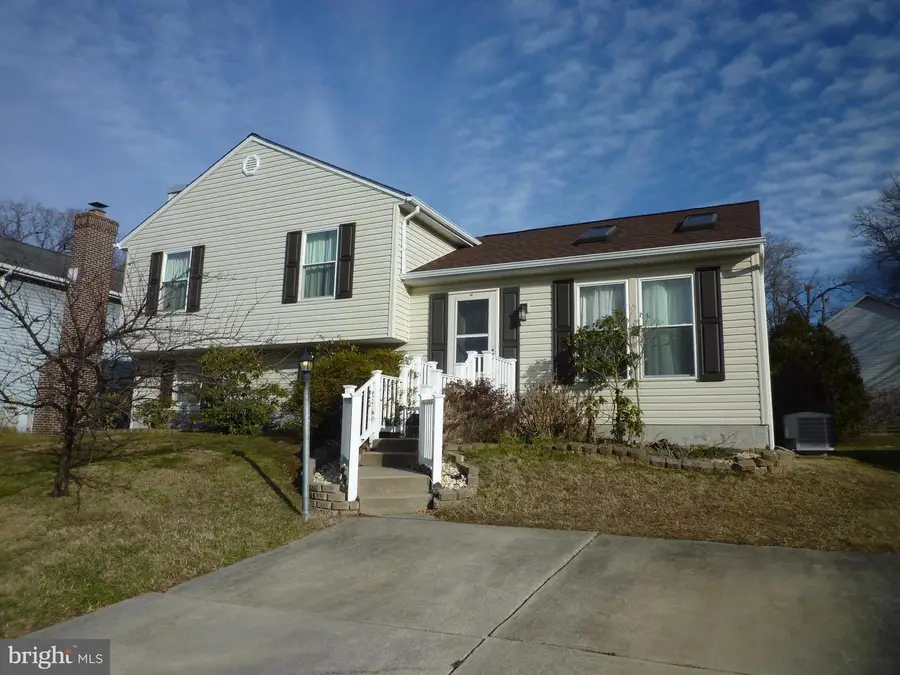 9809 Britinay Ln, Parkville, MD 21234 - Image #3