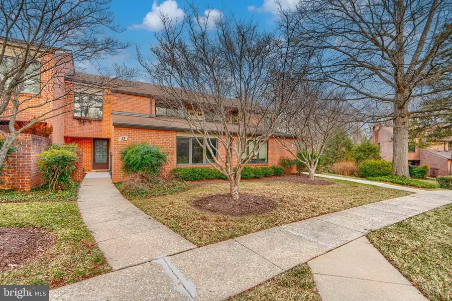 17 Oakhampton Dr, Lutherville Timonium, MD 21093 - Image #3