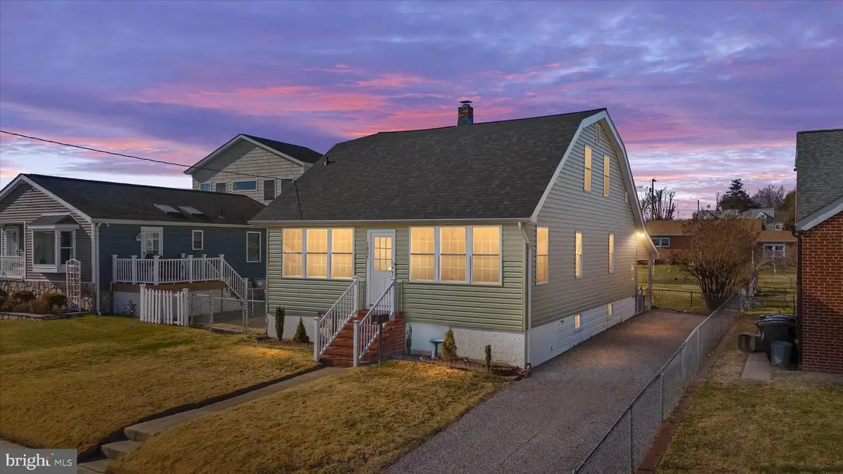 1924 Sunberry Rd, Baltimore, MD 21222 - Image #1