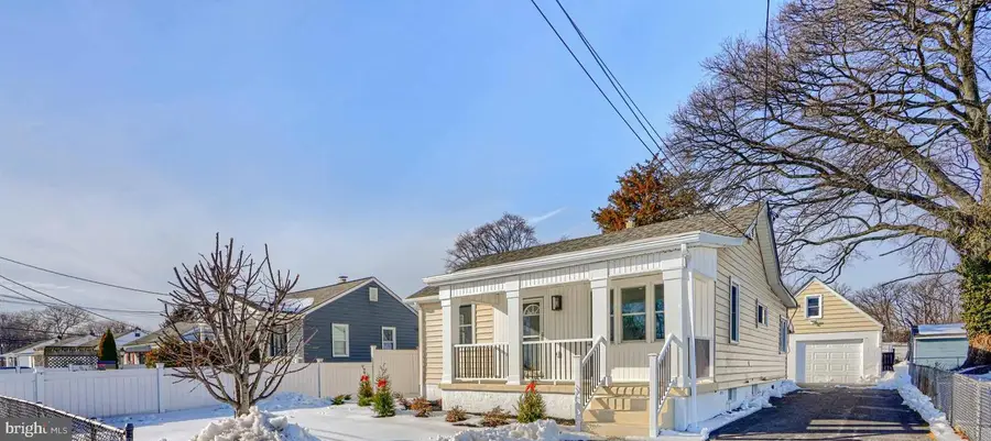 910 Renfrew St, Baltimore, MD 21221 - #2