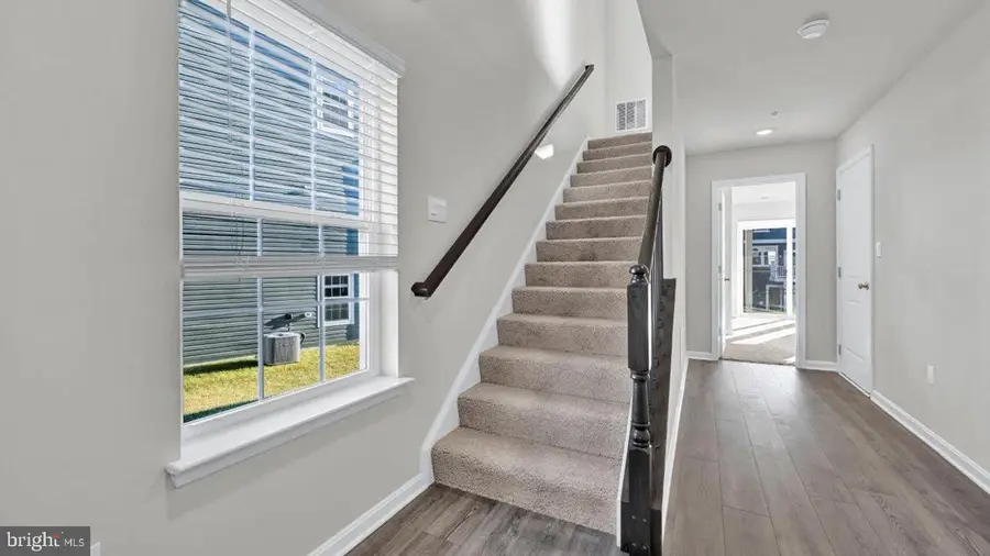 5040 Silver Oak Dr, Rosedale, MD 21237 - Image #2