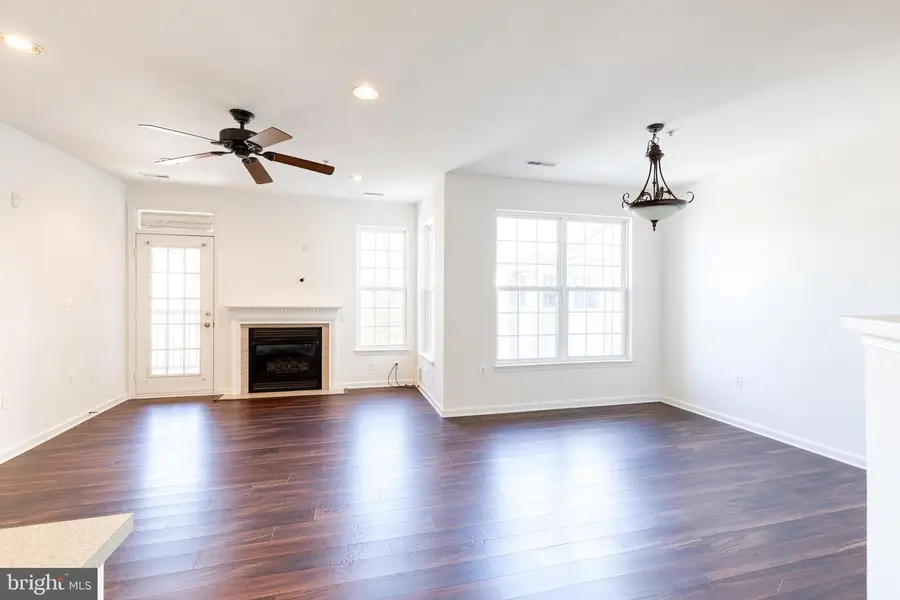 400 Symphony Cir #360c, Cockeysville, MD 21030 - Image #2