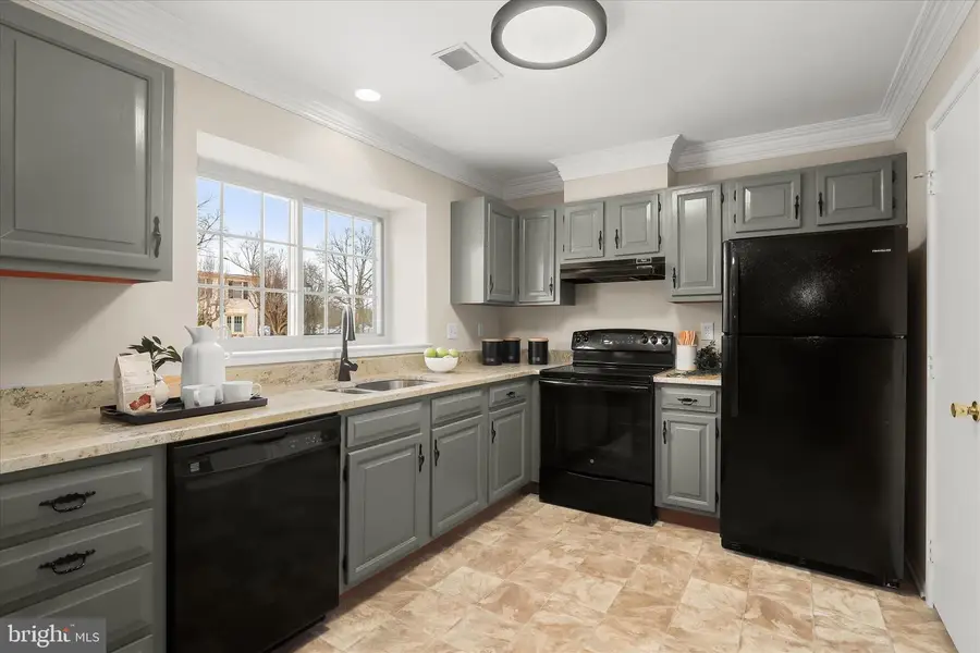 23 Bartley Ct, Baltimore, MD 21236 - #2