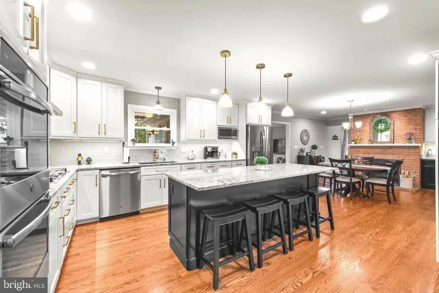 6 Sandspring Ct, Cockeysville, MD 21030 - Image #2