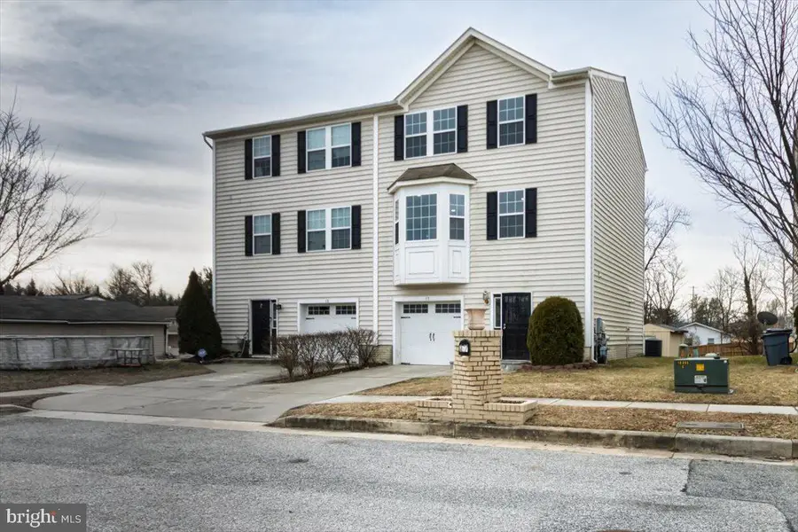 17 Karendale Ct, Windsor Mill, MD 21244 - Image #2