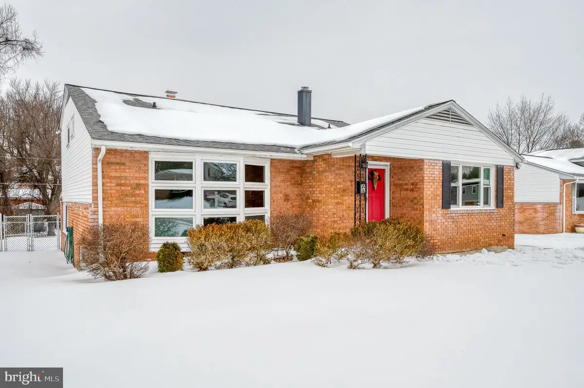 4522 Tapscott Rd, Pikesville, MD 21208 - Image #1