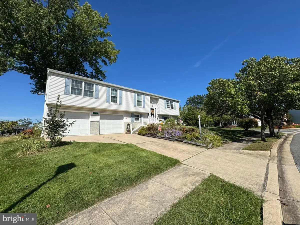 8610 Saxon Cir, Baltimore, MD 21236 - Image #1