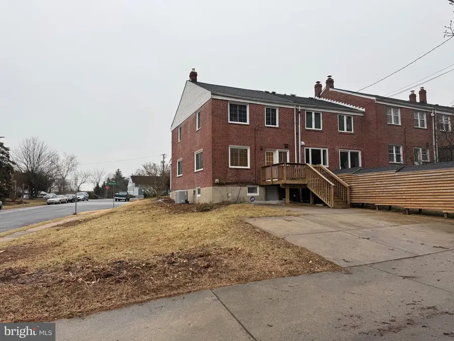 150 Marburth Ave, Towson, MD 21286 - Image #2