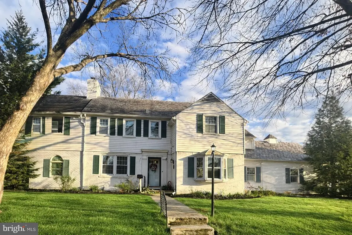 3022 Dunglow Rd, Baltimore, MD 21222 - Image #1