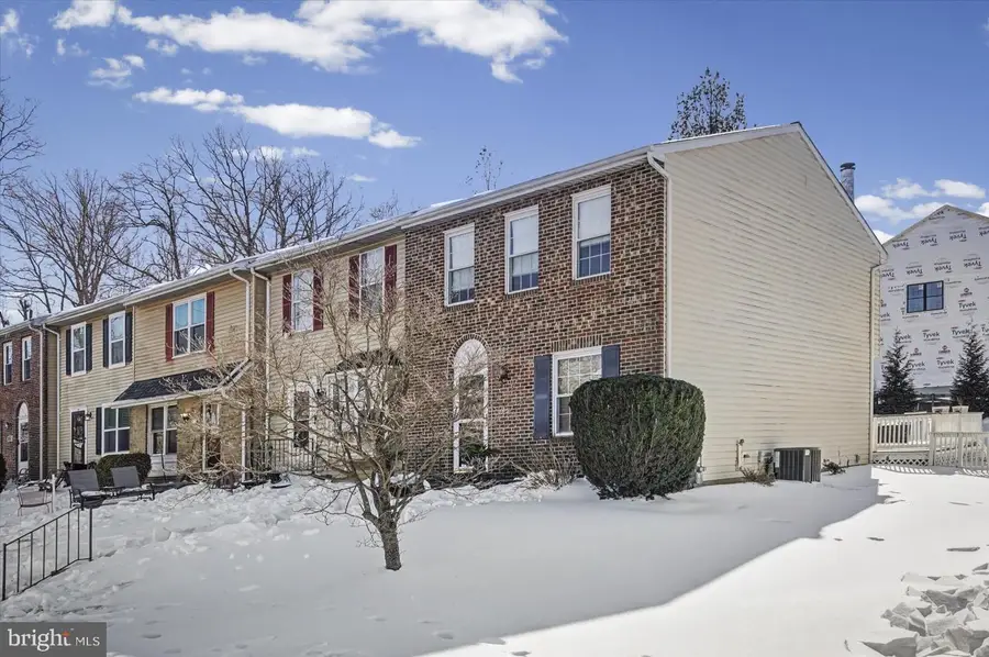 13 Derwood Ct, Baltimore, MD 21234 - Image #2