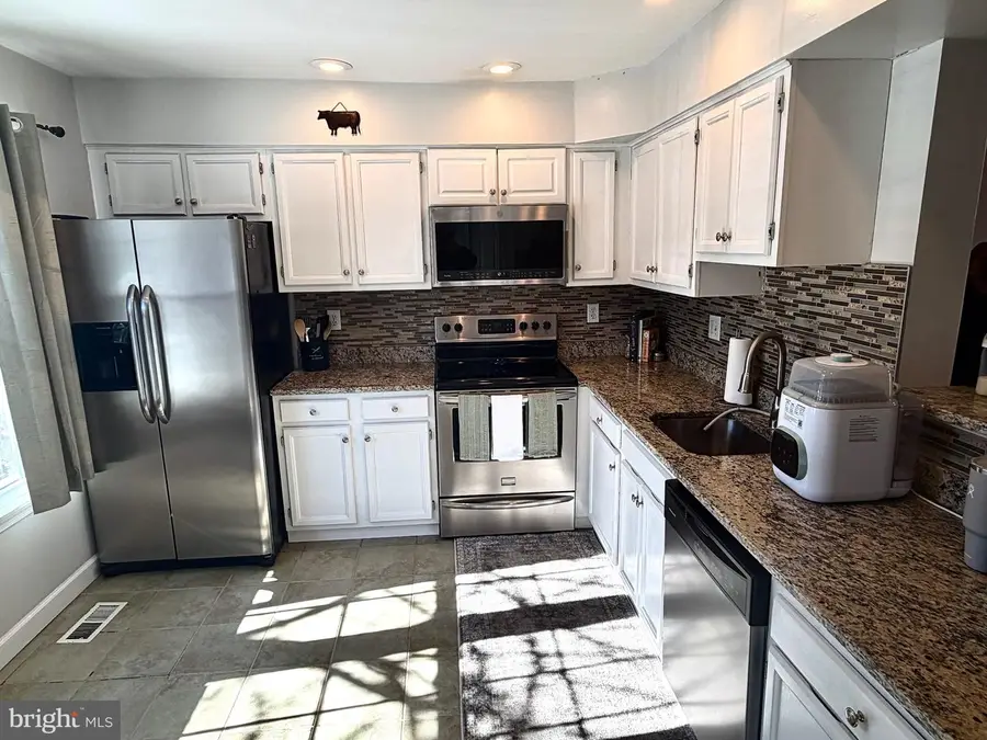 34 Hardwood Dr, Baltimore, MD 21237 - #2