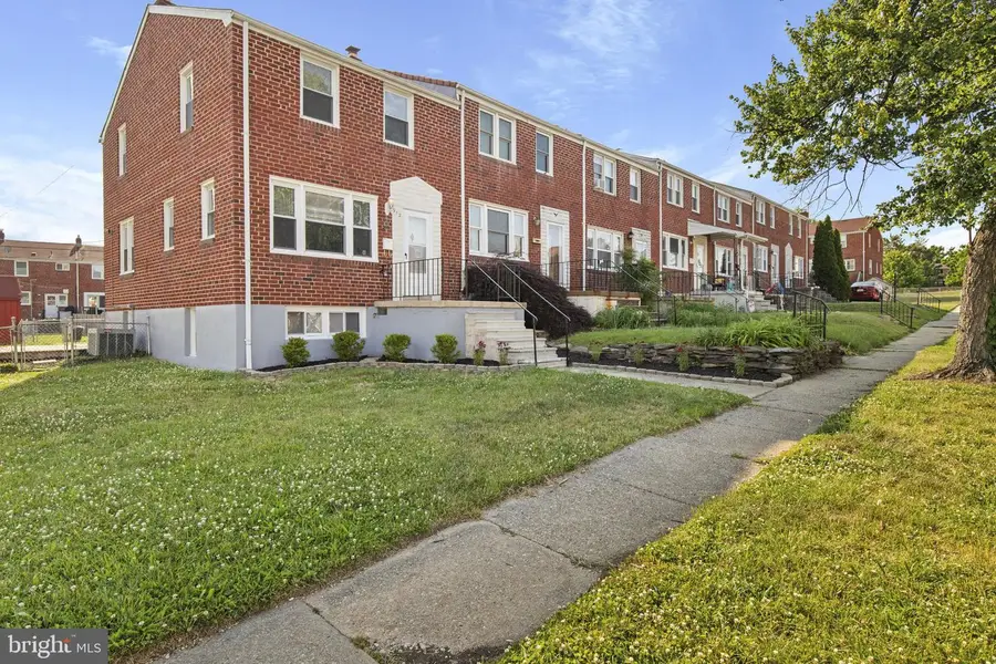912 Wilton Dr, Baltimore, MD 21227 - #2