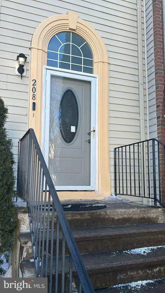 208 Persimmon Cir, Reisterstown, MD 21136 - Image #1