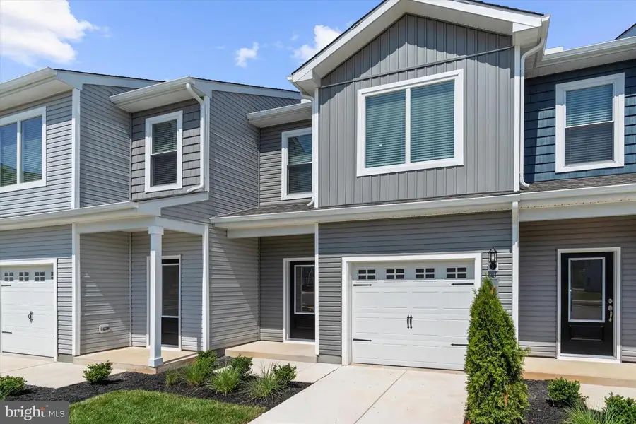 8145 Bartholomew Ct, Baltimore, MD 21206 - #3